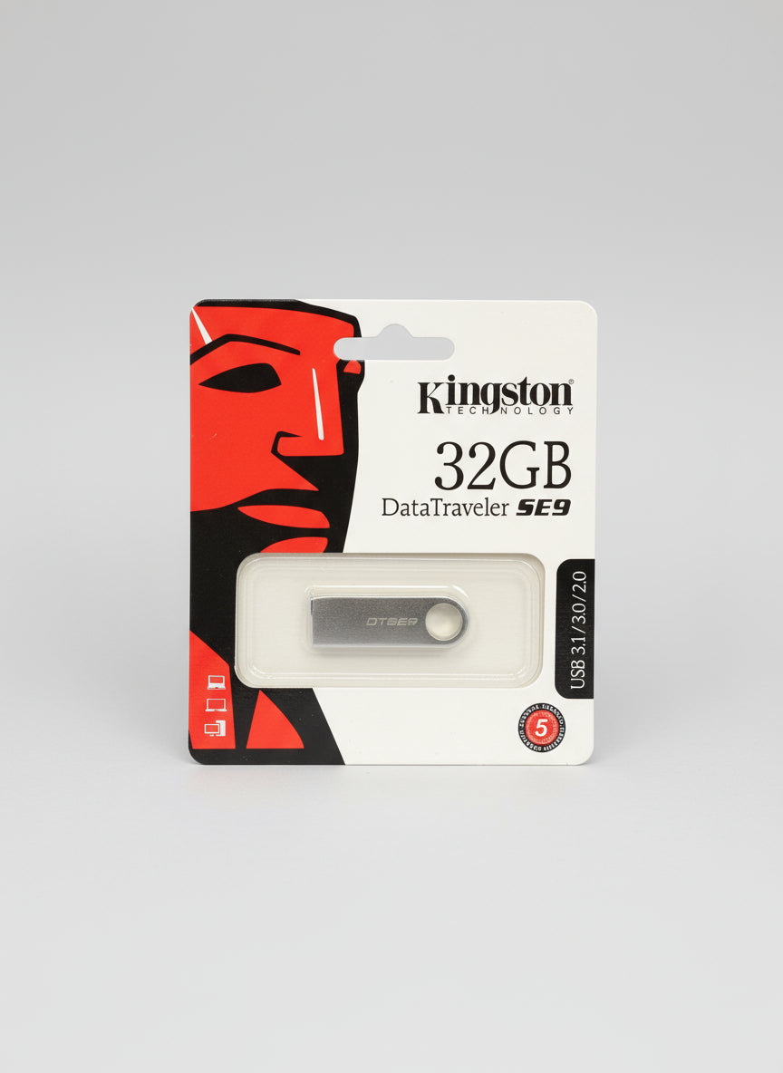 Kingston 32GB USB flash drive - portable storage device