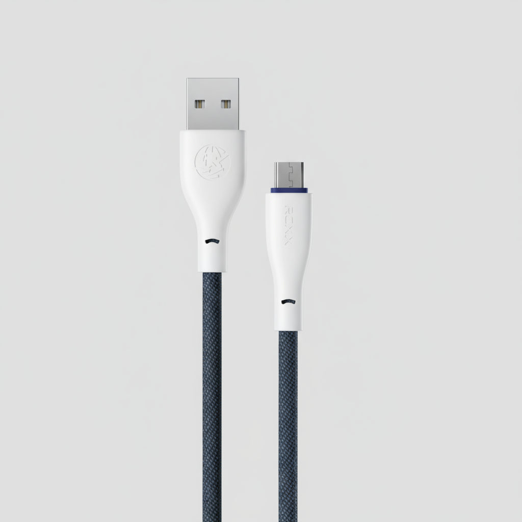 Durable braided charging cable by Ronin