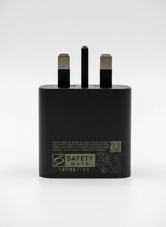 Samsung 25W USB-C fast charger UK plug in black back view