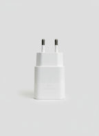 Samsung 25W USB-C Super Fast Charger in white, front view